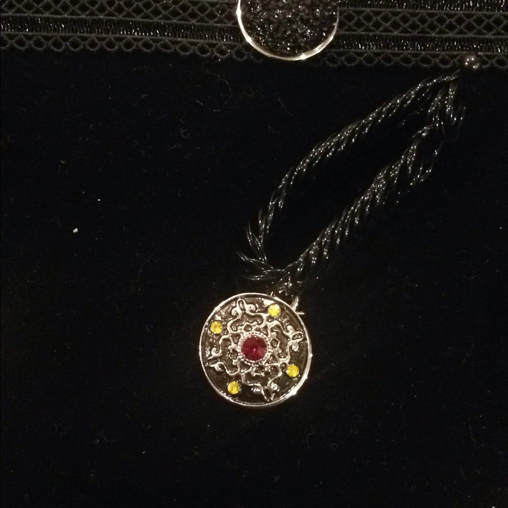 Black stretchy choker